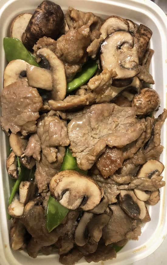Pan-Fried Beef with Sugar Peas (雪豆炒牛肉)